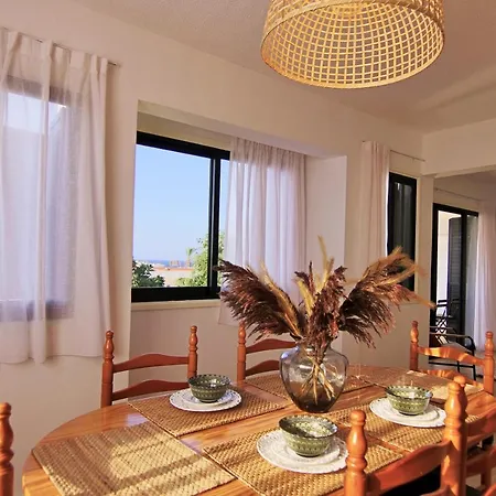 Phaedrus Living Luxury Flat Sea View 9 *