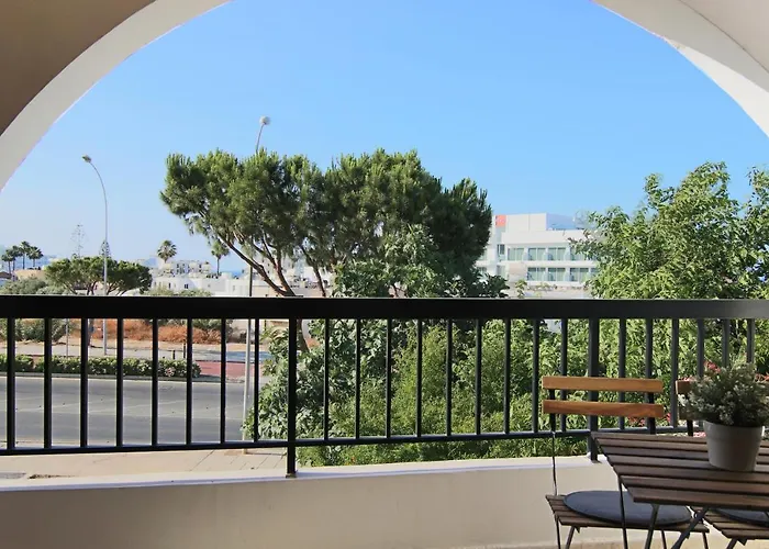 Phaedrus Living Luxury Flat Sea View 9 아파트