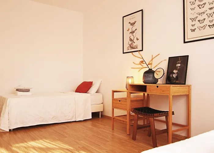 Phaedrus Living Luxury Flat Sea View 9 아파트 *