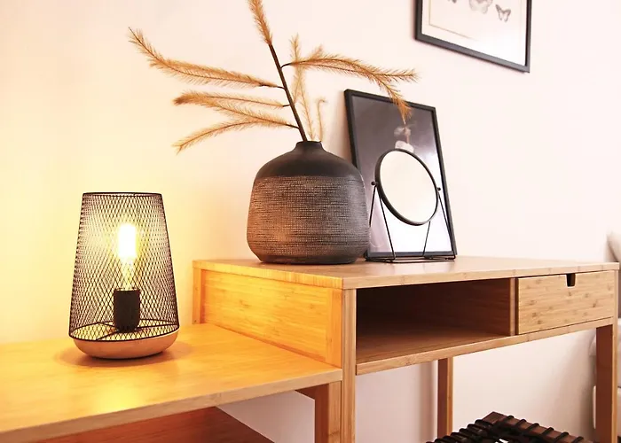 아파트 Phaedrus Living Luxury Flat Sea View 9 *