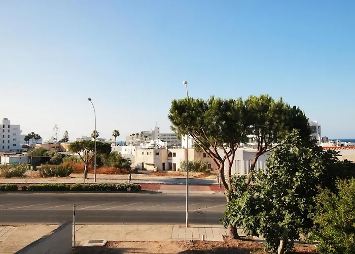 Phaedrus Living Luxury Flat Sea View 9 Protaras